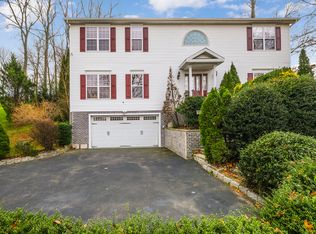 150 Juniper Hill Rd, White Plains, NY 10607