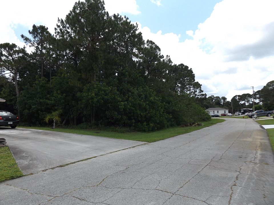 1st image of 3298 SE Quay Street