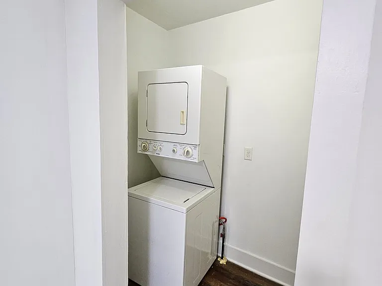 522 Aurora Ave #C — Photo 7