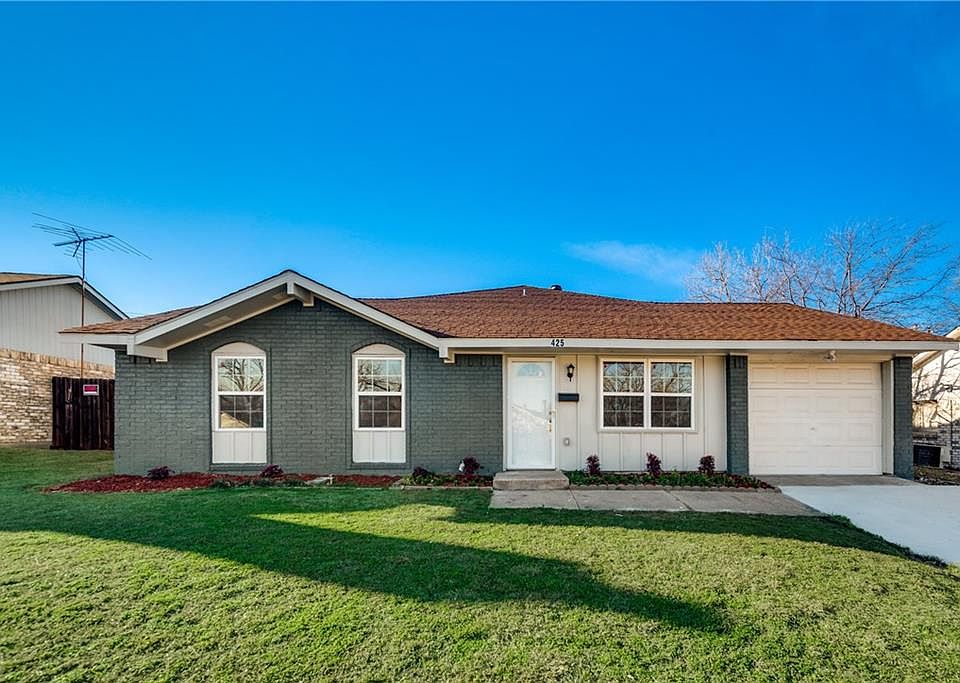 1st image of 425 Starling Dr