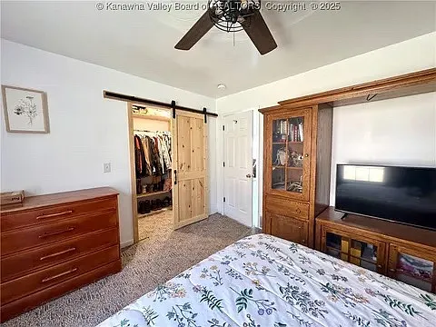 2 bed, 1000 sqft, $1,100 — Photo 3