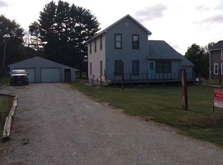 12016 Locust St, Cedar Rapids, IA 52404