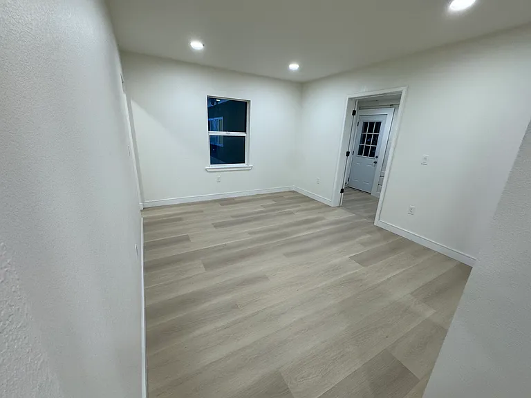 7570 Snow Ave — Photo 19