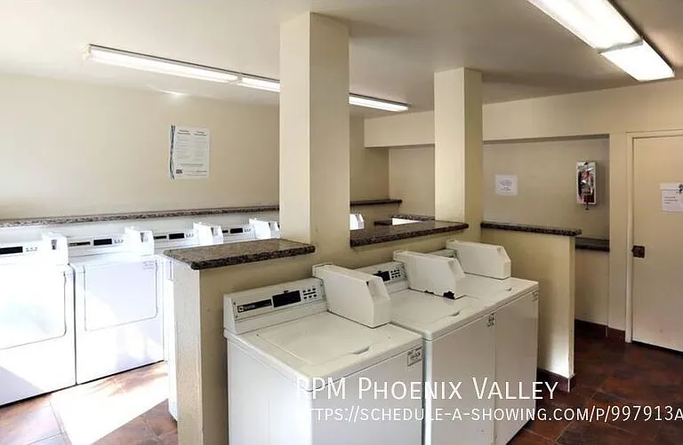 825 S River Dr — Photo 45