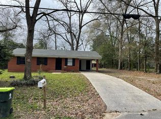 630 Bryan St, Douglas, GA 31533