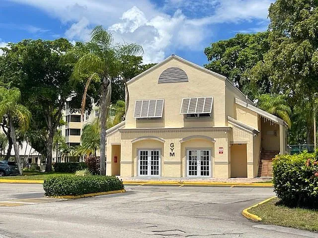1 bed, 1.0 bath, 810 sqft, $2,000 — Photo 4