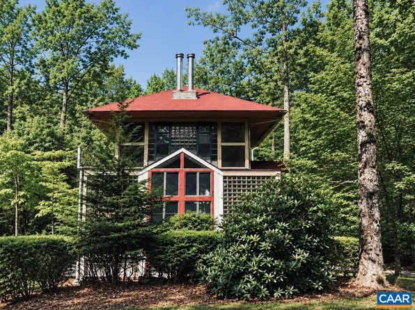 3230 Peavine Hollow Rd, Crozet, VA 22932
