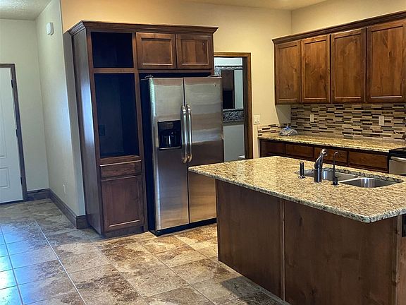 5th image of 3 Solana Ln