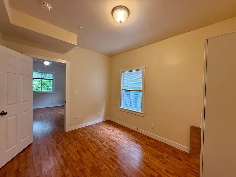 4429 Rainier Ave S — Photo 3