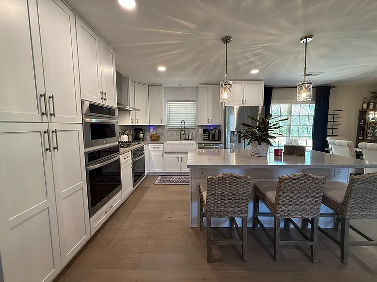 262 Editha Dr — Photo 5