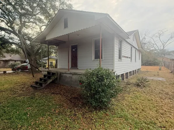 2605 Bennett Yard Rd, North Charleston, SC 29405
