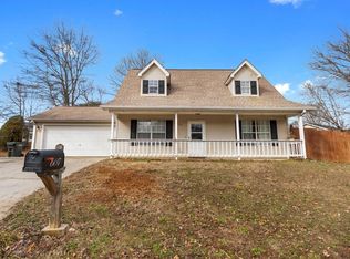 607 Forest Creek Cir, Greer, SC 29651
