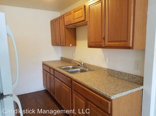 441 SE Winfield Ave APT 07, Topeka, KS 66607