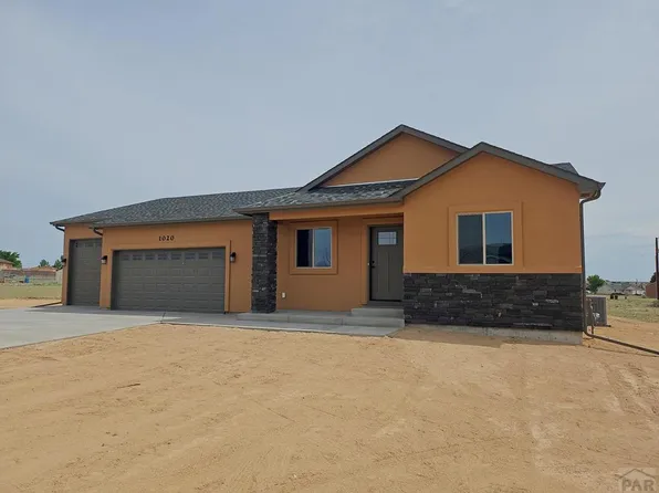 1020 N Kirkwood Dr, Pueblo West, CO 81007