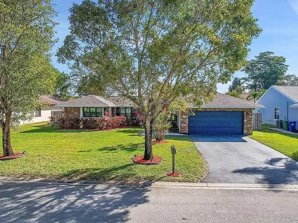 4391 NW 112th Ave, Coral Springs, FL 33065