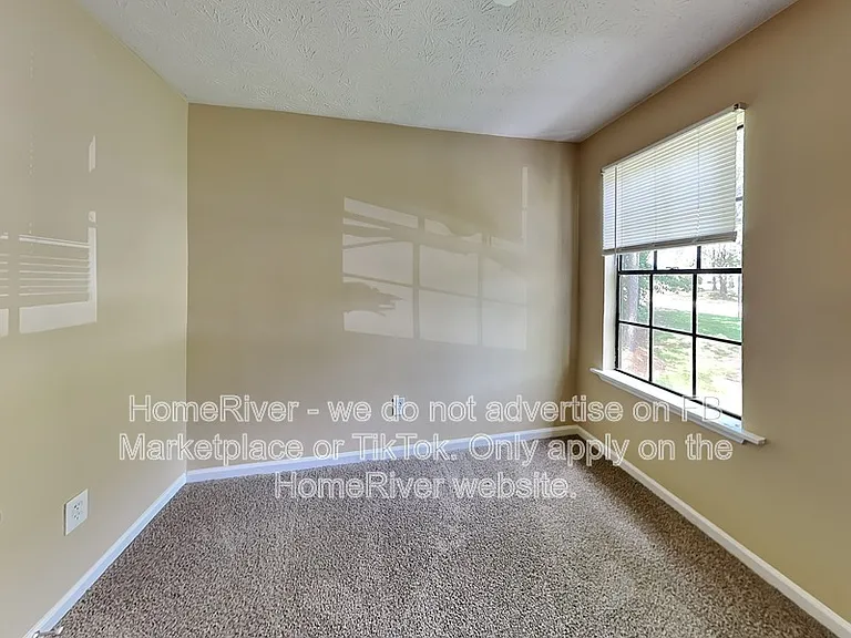 2871 Eastland Way — Photo 15