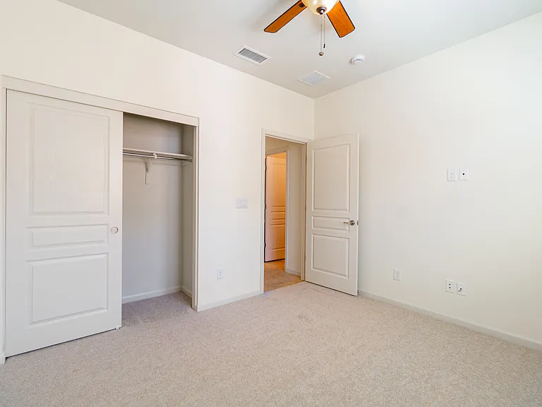 1105 Dutch Hollow Trl — Photo 13