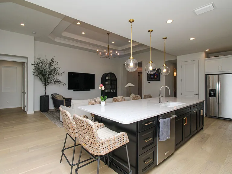 9241 Cayman Dr — Photo 22