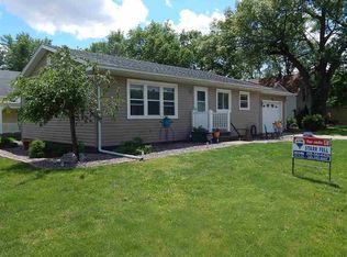 108 SE 12th St, Aledo, IL 61231