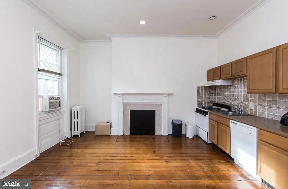 1 bed, $1,900 — Photo 1