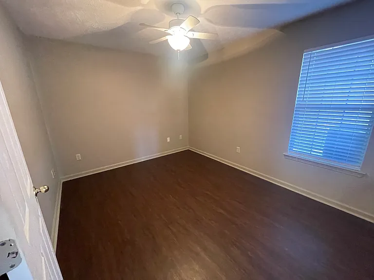 655 Cherub Dr — Photo 9