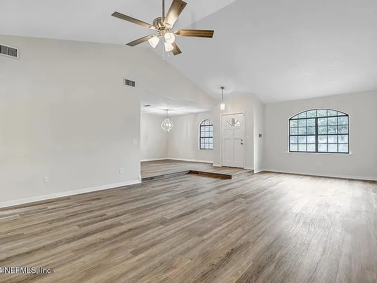 8234 Spencers Trace Dr — Photo 12