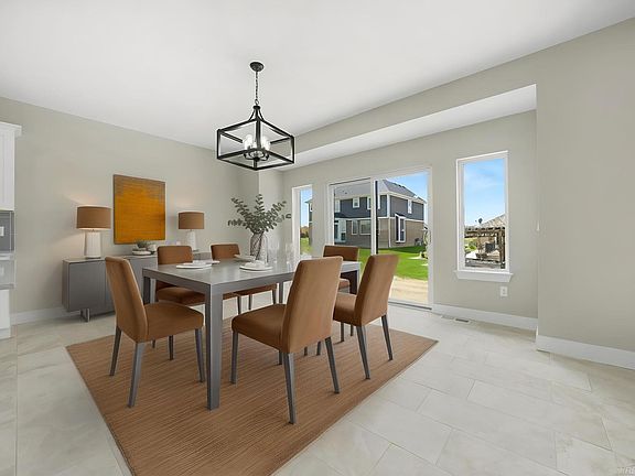 2nd image of 1127 Williamson Cir