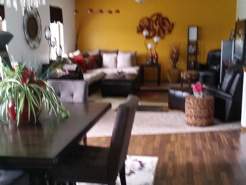 1st image of 1471 Logan Ln