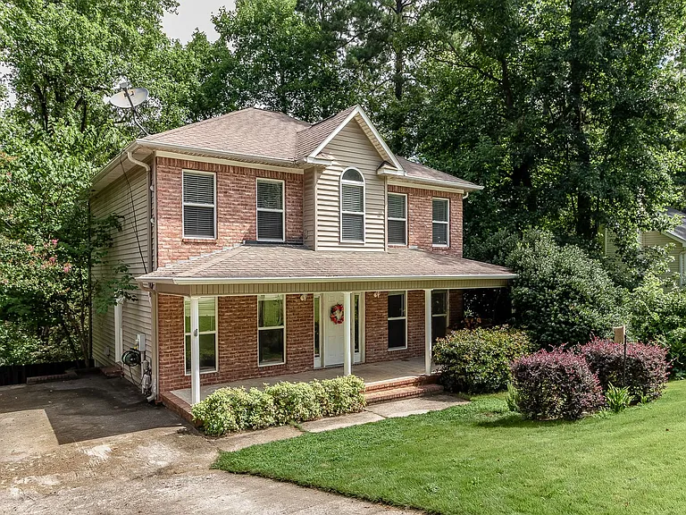 438 Bristol Rd — Photo 13