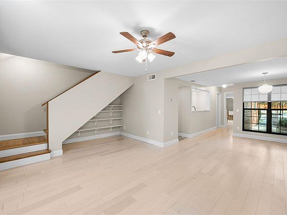 5th image of 900 SW 62nd Blvd APT H43