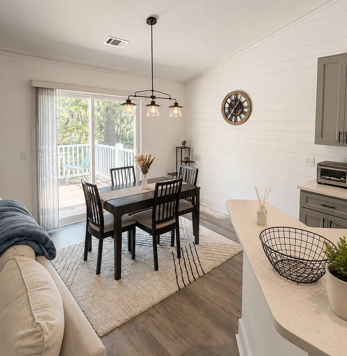 3 bed, 2.0 bath, $2,700 — Photo 3