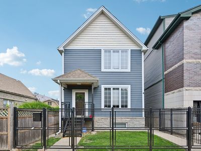 2733 N Campbell Ave, Chicago, IL, 60647