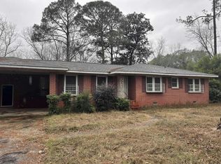 51 Reynolds St, Clio, AL 36017