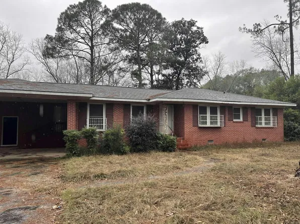 51 Reynolds St, Clio, AL 36017