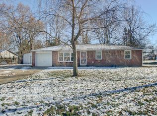 201 Weid Ct, Columbus, IN 47201