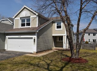 1520 Exeter Ln, South Elgin, IL 60177