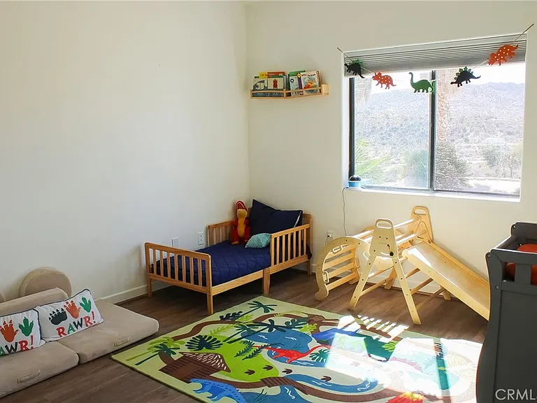 7525 Whitney Ave — Photo 22