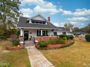 702 Washington Ave, Hamlet, NC 28345