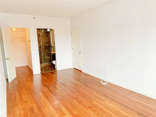 Rented by Douglas Elliman | media 20