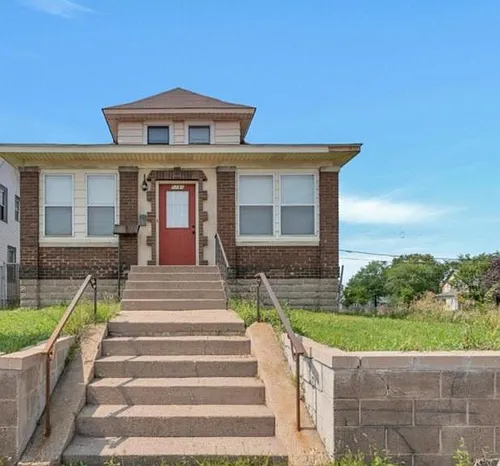 1191 Rice St Photo 1