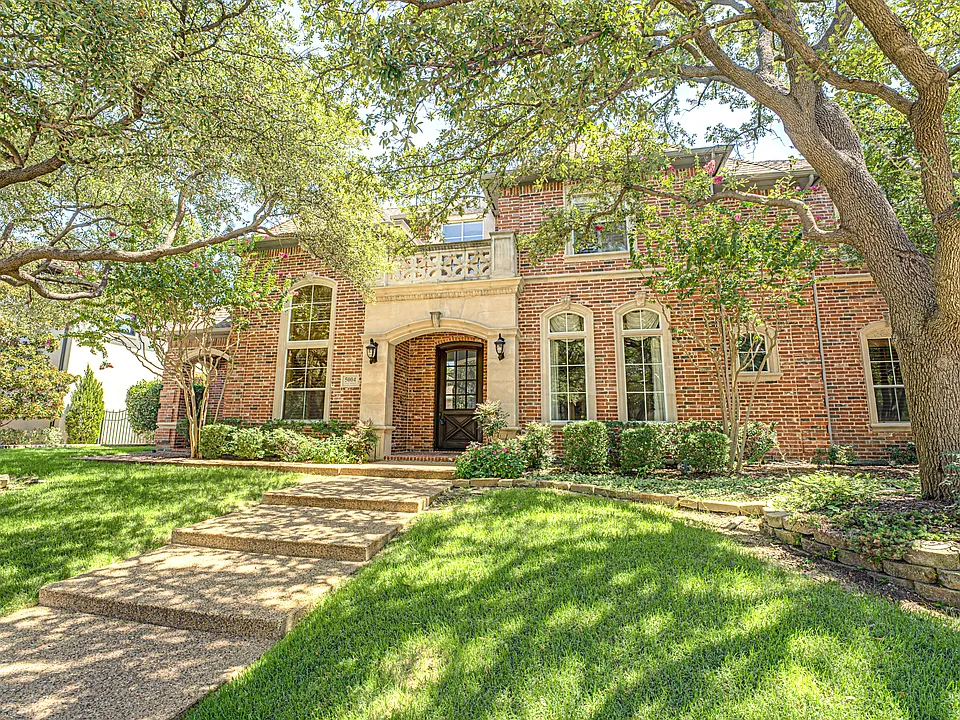 5004 Castle Creek Ct