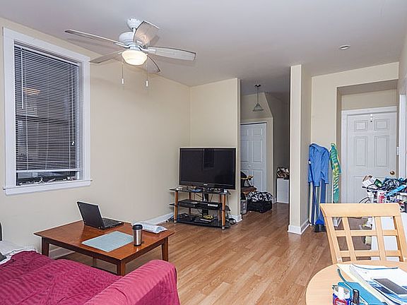 4th image of 1408 N Paulina St