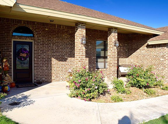 3rd image of 2204 S County Road 1085