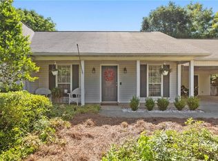 208 Ridgewood Ct, Auburn, AL 36830