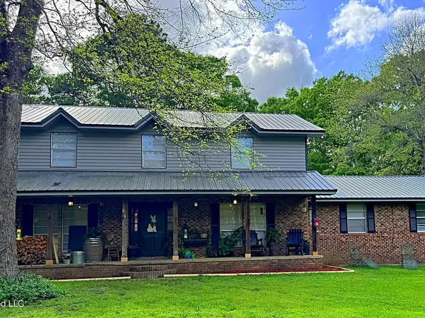 232 White Rd, Lucedale, MS 39452