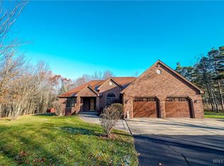 2210 Langford Rd, North Collins, NY 14111