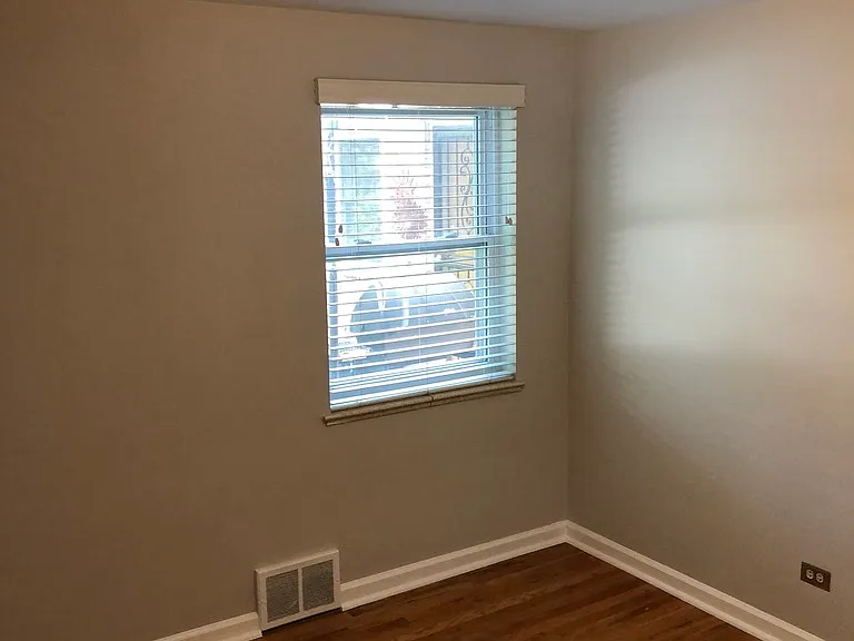 595 S High St — Photo 13