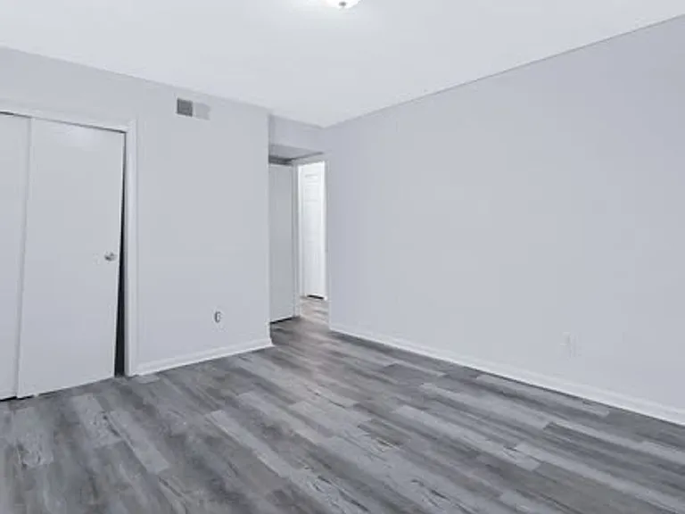 642 Dresden Dr — Photo 20