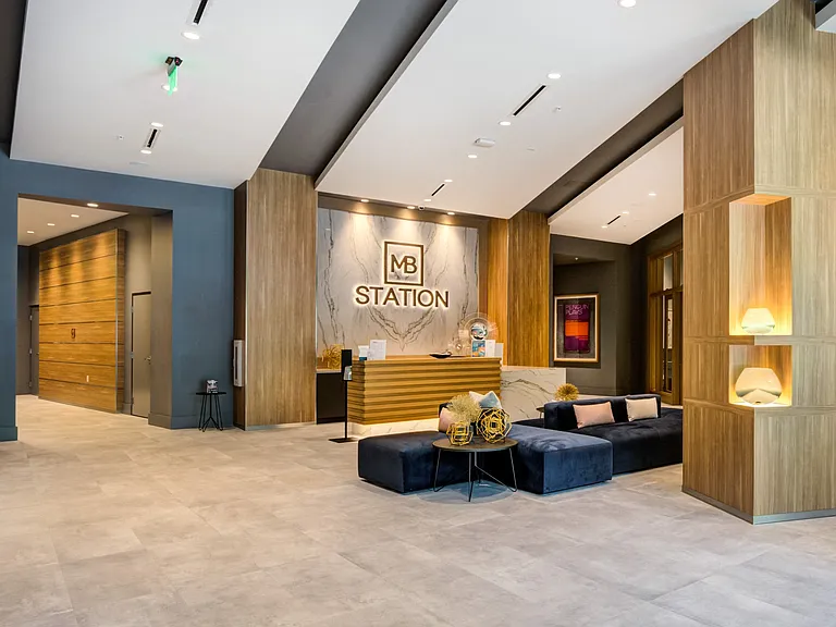 MB Station — Photo 13