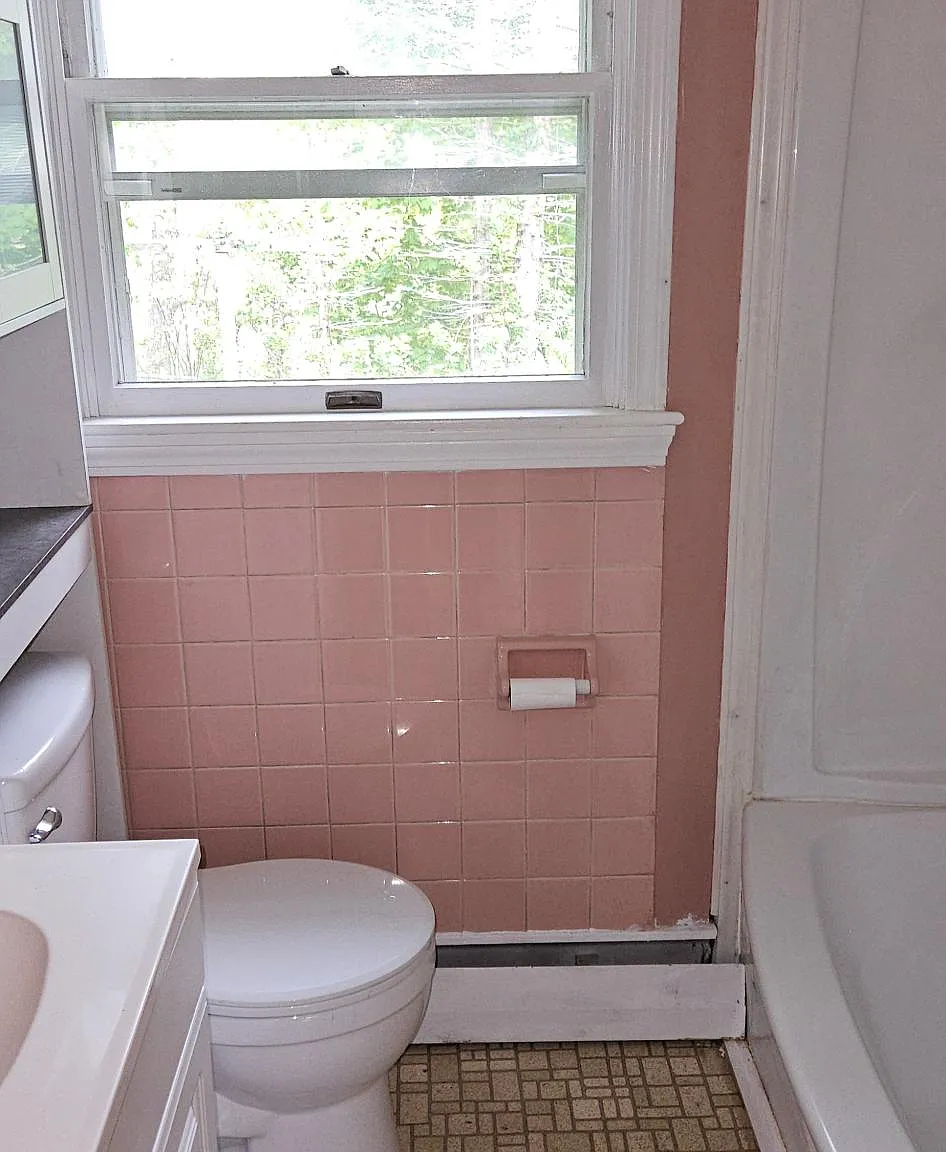 348 Leslie Dr — Photo 4
